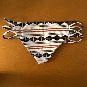 Acacia bikini bottoms, low rise white aztec print, strappy size XS